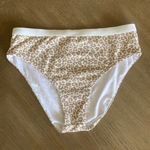 Like new Gianni Bini Leopard Bikini Bottoms
